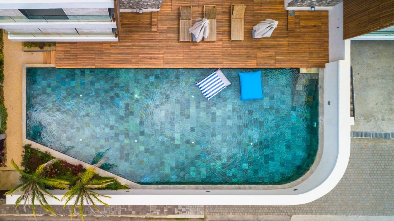 Penthouse 13 - One Bay Residence With Private Rooftop Terrace And Dip In Pool Pereybere Beach Exterior foto