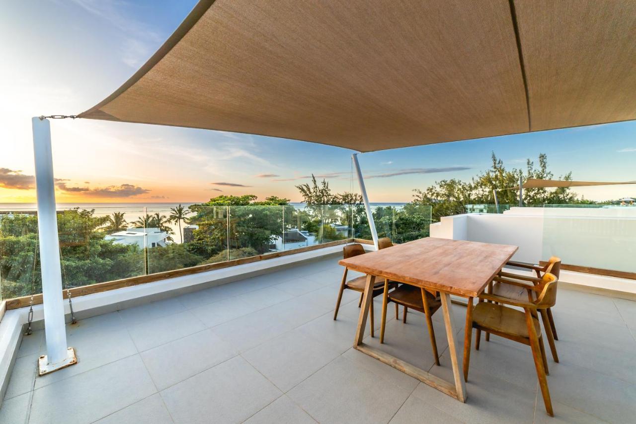 Penthouse 13 - One Bay Residence With Private Rooftop Terrace And Dip In Pool Pereybere Beach Exterior foto