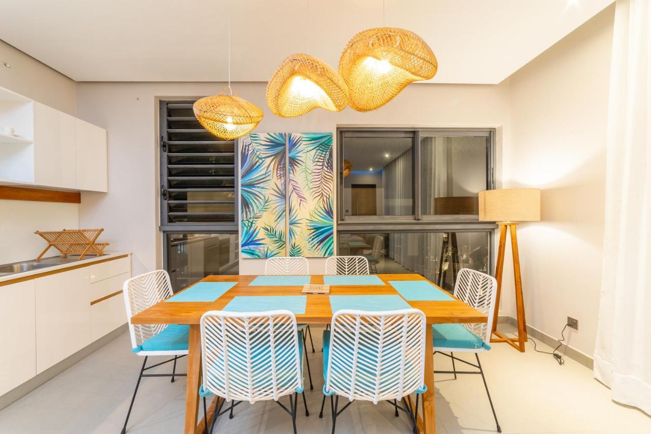 Penthouse 13 - One Bay Residence With Private Rooftop Terrace And Dip In Pool Pereybere Beach Exterior foto
